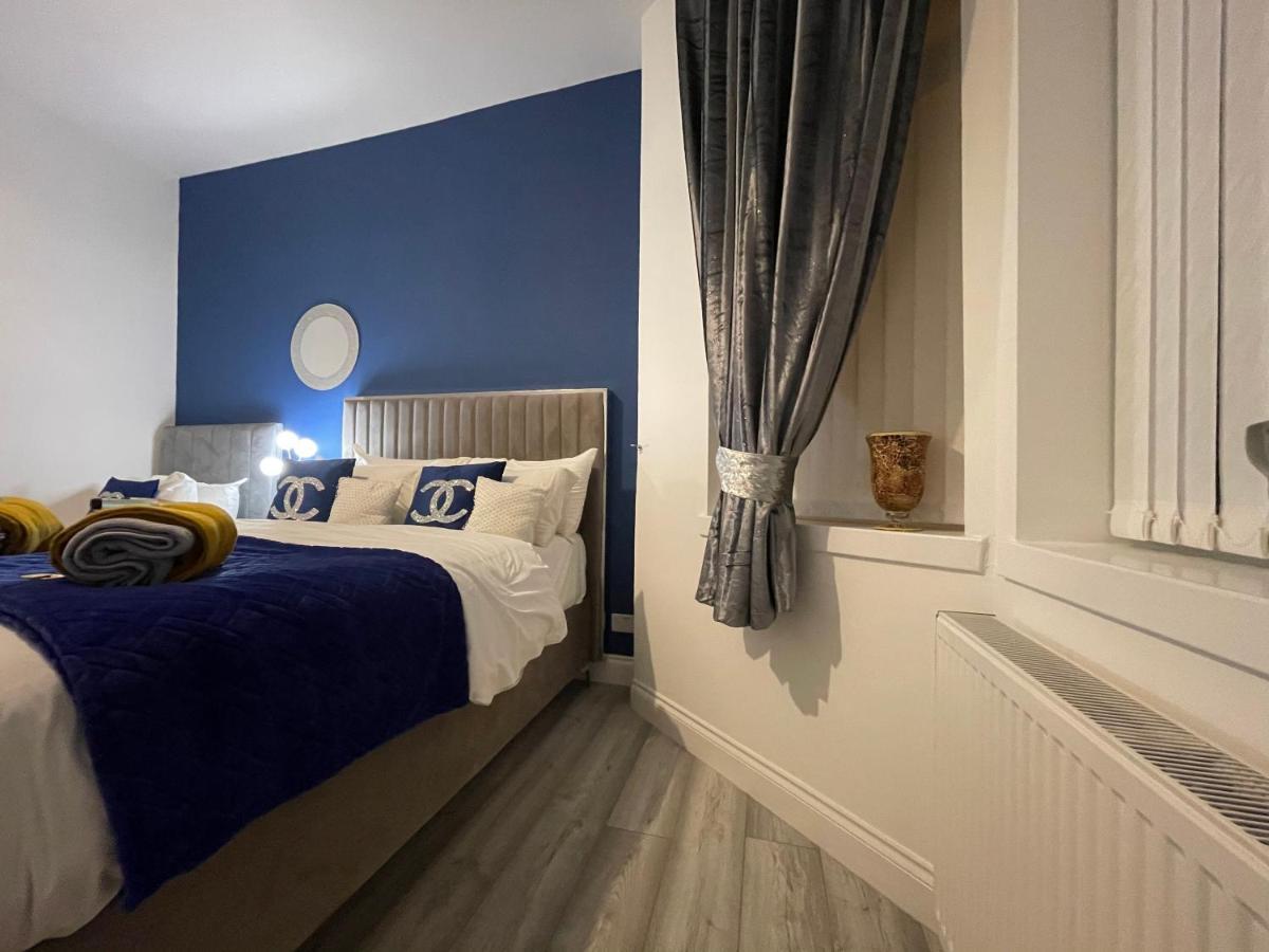 Hla Holytown Daire Mossend Dış mekan fotoğraf