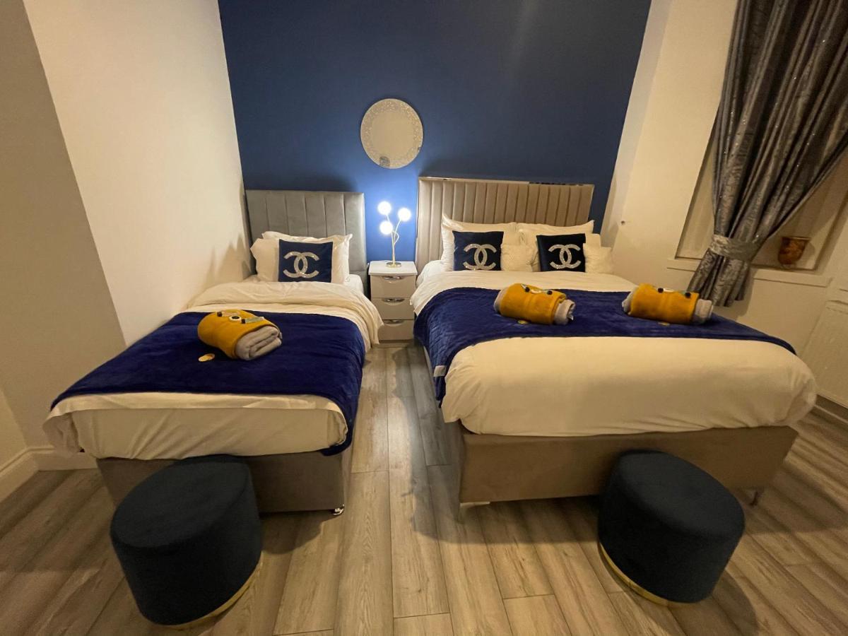 Hla Holytown Daire Mossend Dış mekan fotoğraf