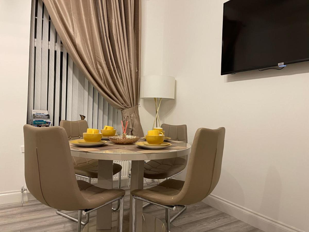 Hla Holytown Daire Mossend Dış mekan fotoğraf